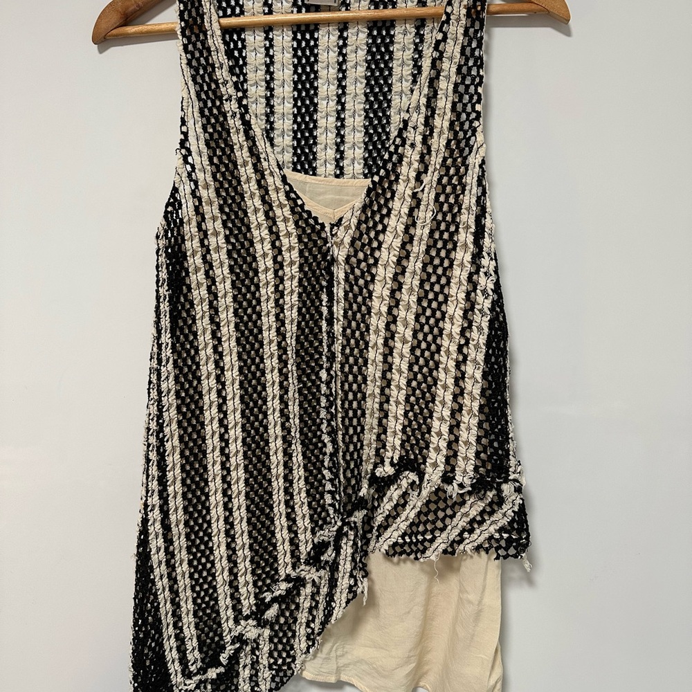 Zara W/B Collection Black and Cream Striped Sleeveless Top